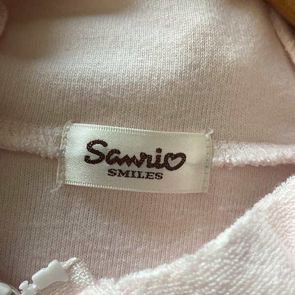 Sanrio smiles hoodie sweatshirt - Picture 5 of 7